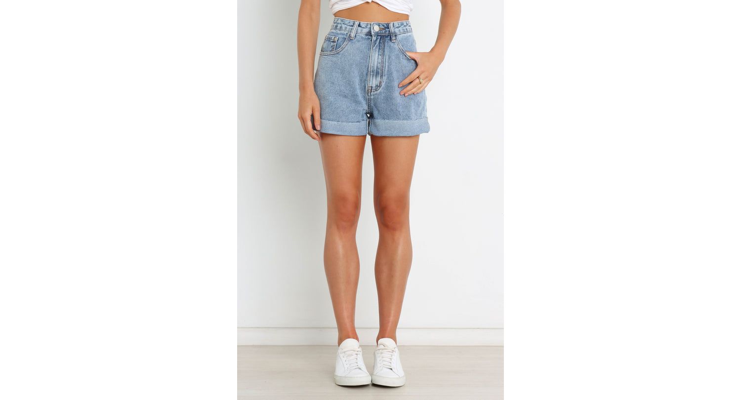 Women's Daisy Shorts