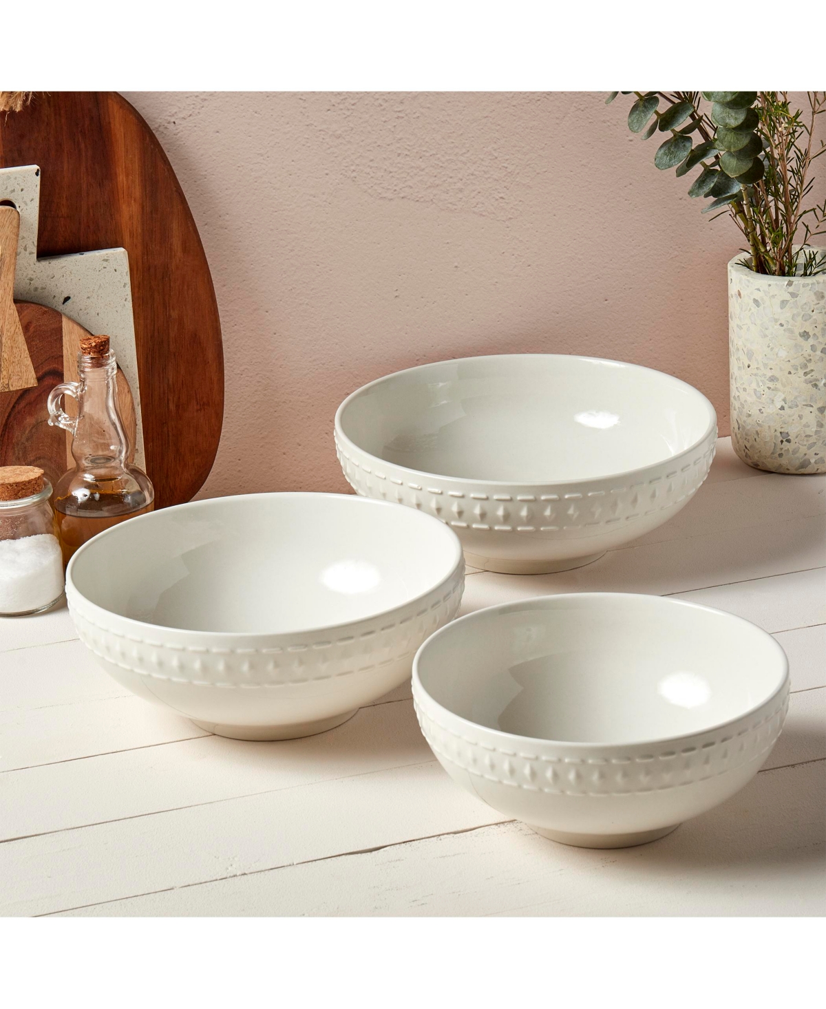 Tabletops Gallery 3-pc Bloom Round Embossed Bowl Set