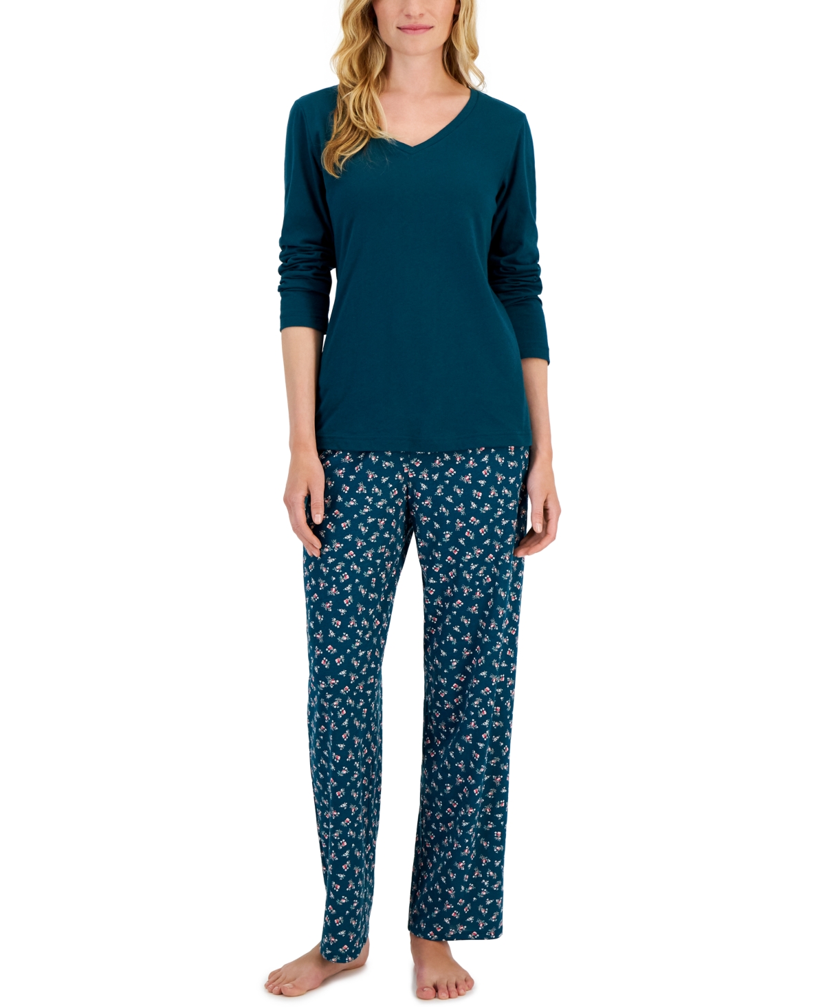 CHARTER CLUB WOMEN'S 2-PC. COTTON V-NECK PACKAGED PAJAMA SET, CREATED FOR MACY'S