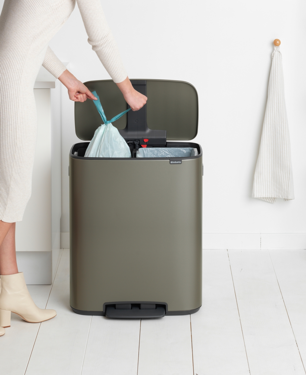 Bo Step on Dual Compartment Trash Can, 2 x Gallon, 2 x 30 Liter