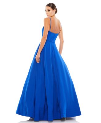 （US発）Mac Duggal AラインVネックボールドレス Mac Duggal Women's Ieena Classic A-Line V-Neck Ballgown - Macy's