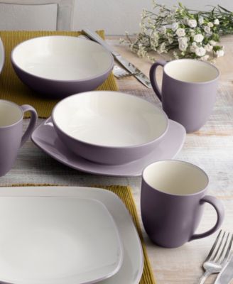 Colorwave Square 16 Pc. Dinnerware Set, Service for 4