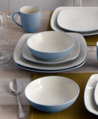 Colorwave Square 16 Pc. Dinnerware Set, Service for 4