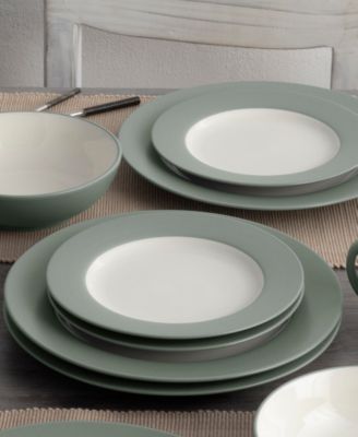Colorwave Rim 16-Pc. Dinnerware Set, Service for 4