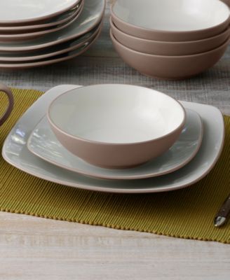 Colorwave Square 16 Pc. Dinnerware Set, Service for 4