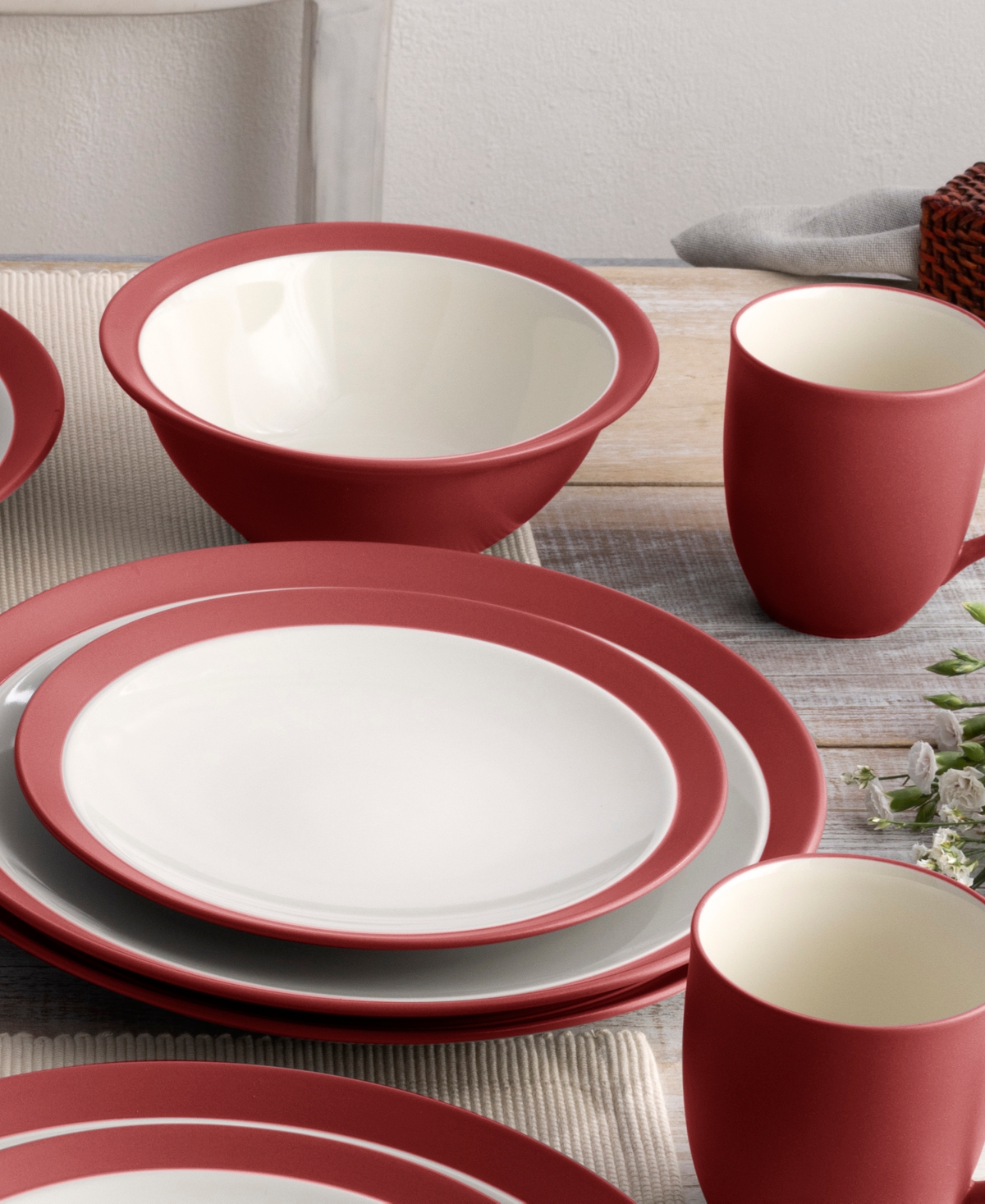 Noritake Colorwave Curve 16 Pc. Dinnerware Set, Service For 4 In Raspberry