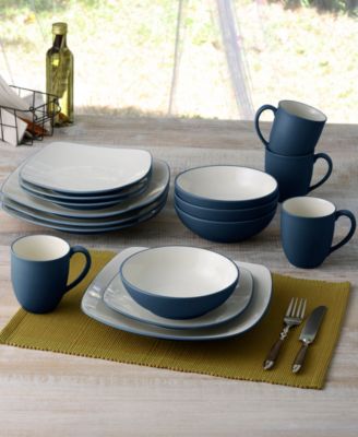 Colorwave Square 16 Pc. Dinnerware Set, Service for 4