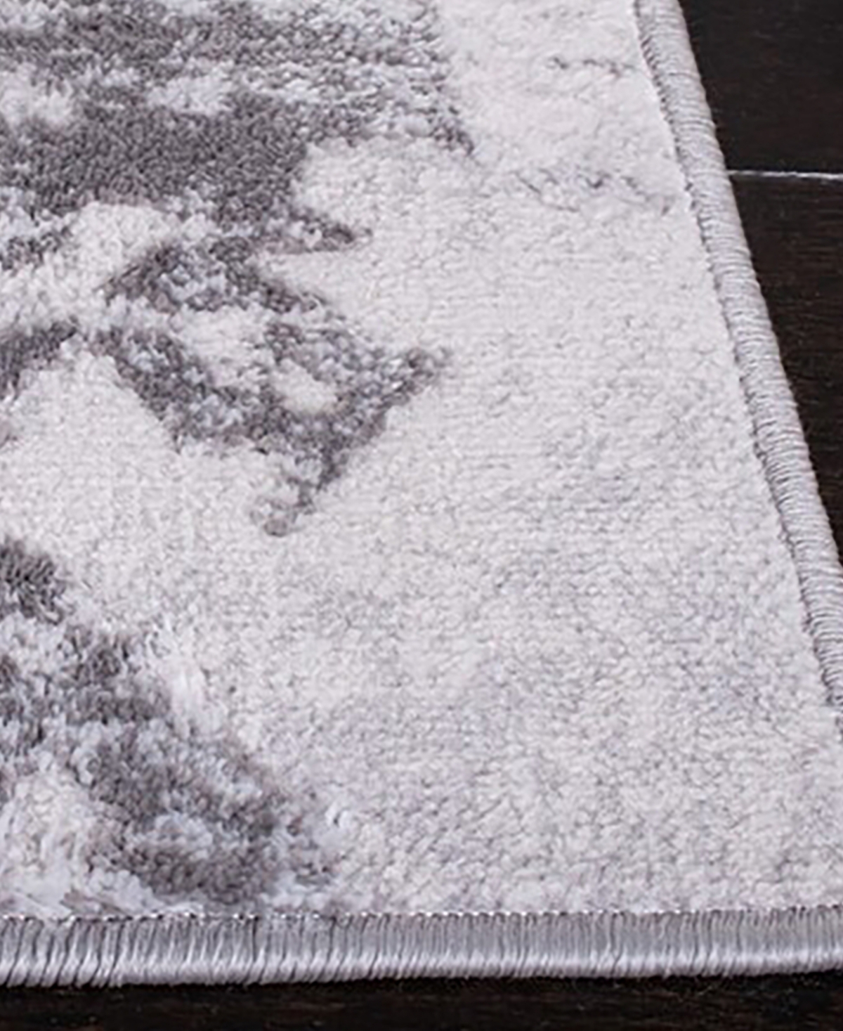 Safavieh Amelia ALA293 Area Rug - Red