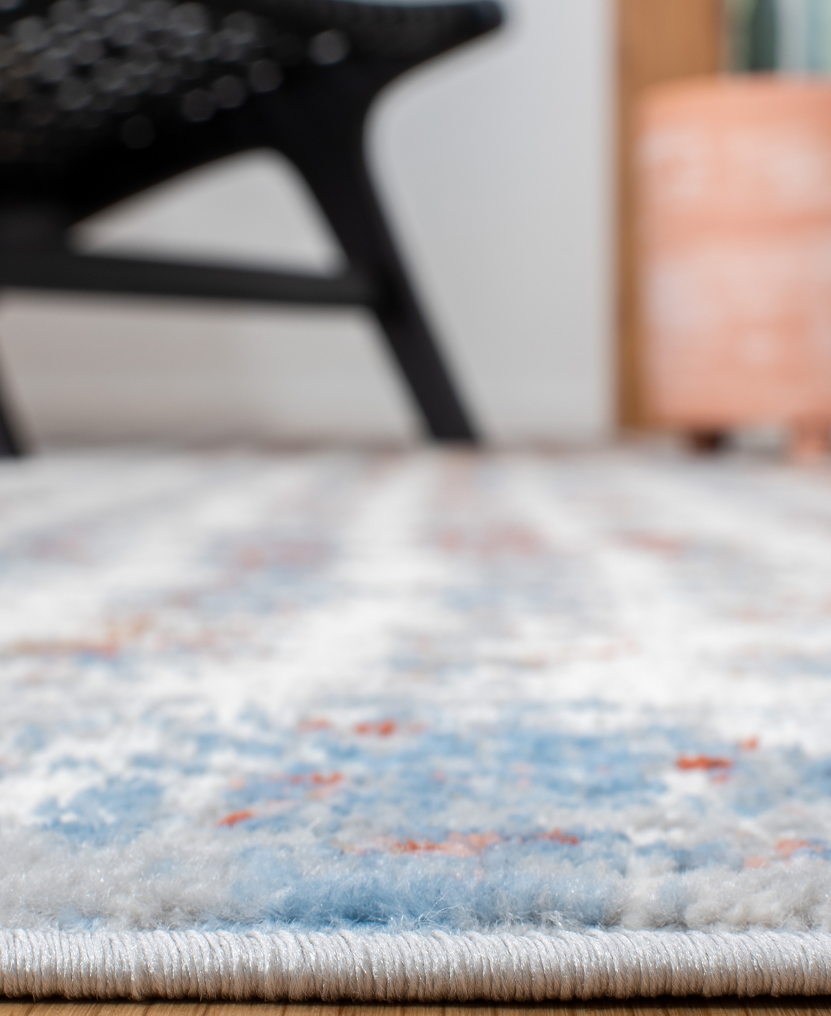 Safavieh Amelia ALA456 Area Rug - Rust