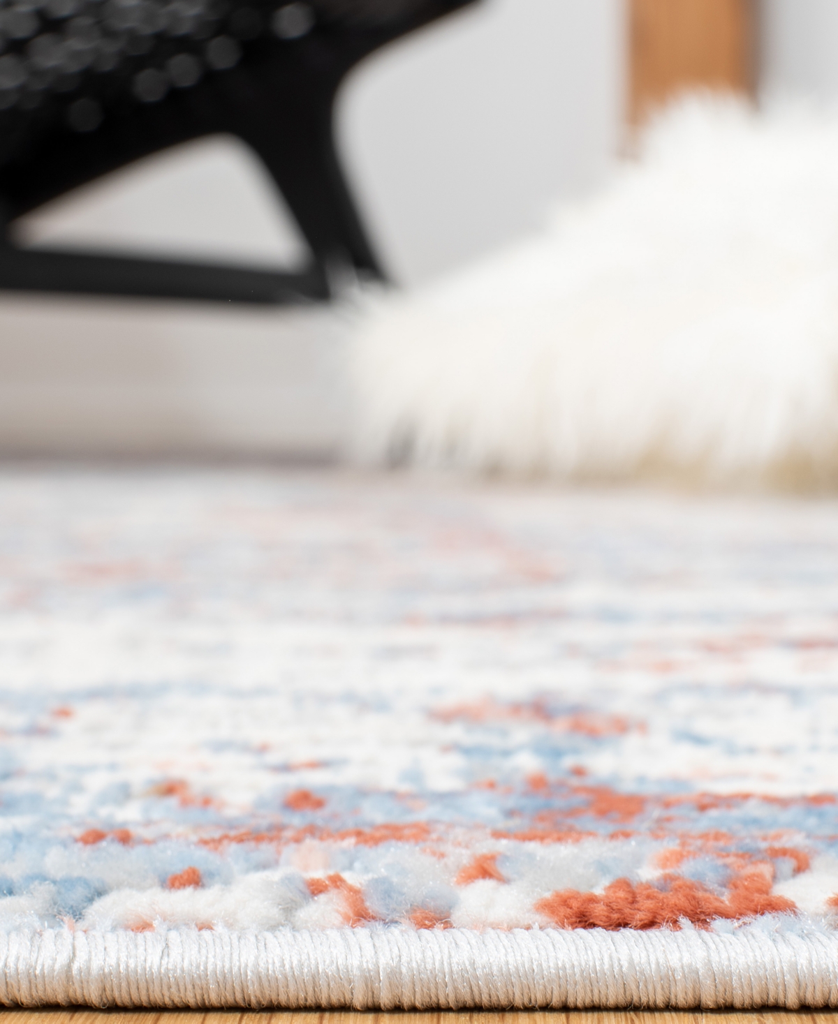 Safavieh Amelia ALA487 Area Rug - Rust