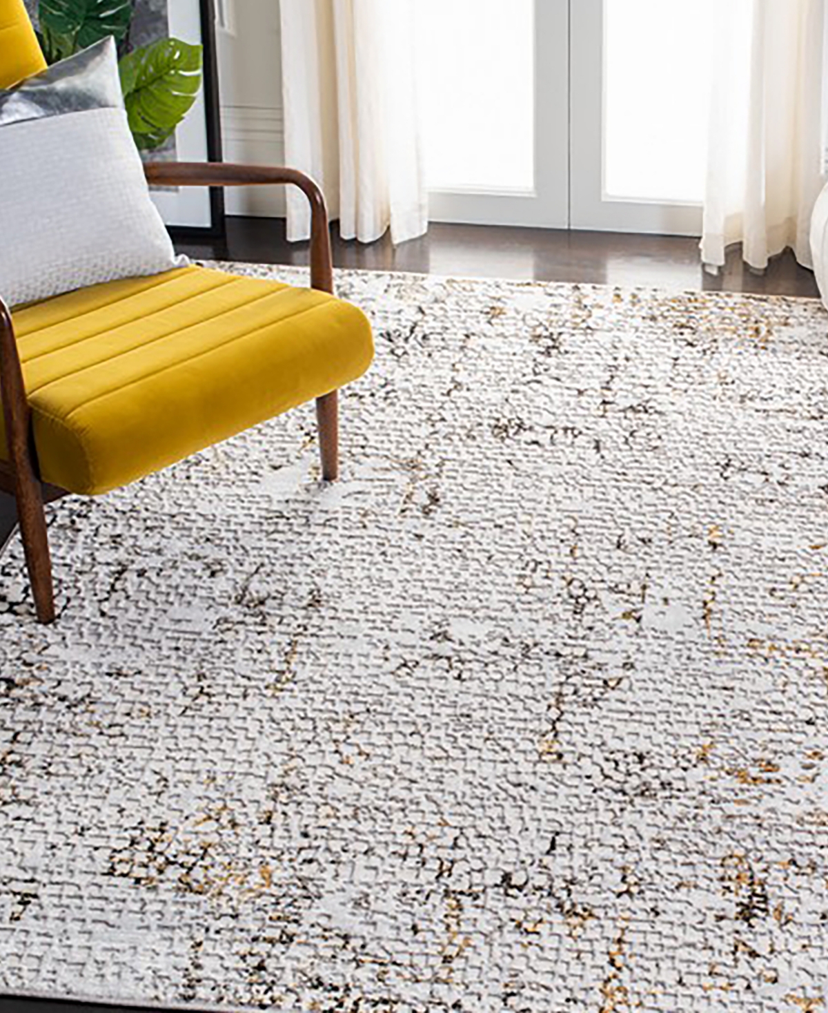 Safavieh Amelia ALA254 4'5