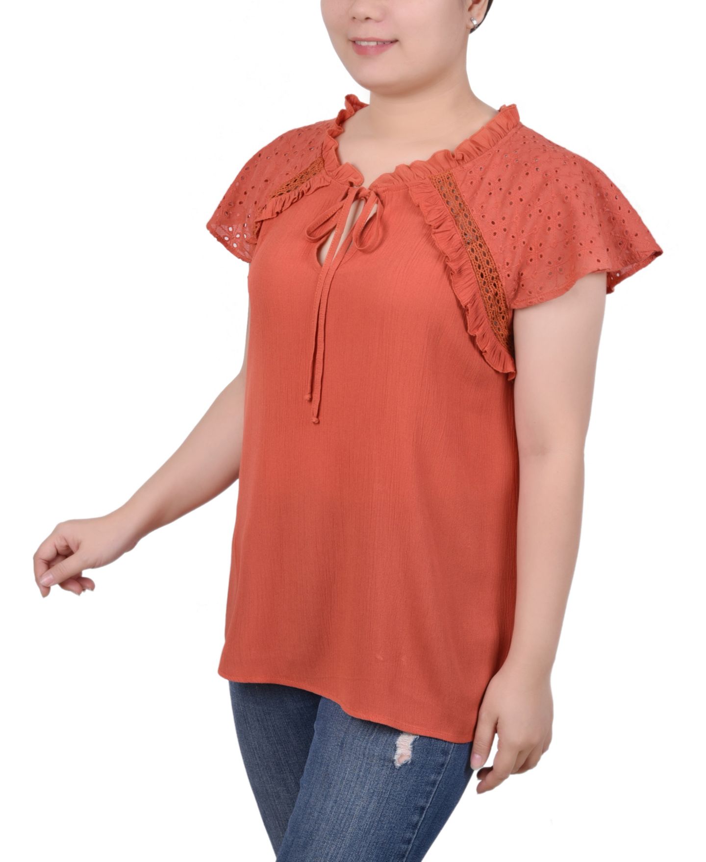 Женская блузка NY Collection Petite Eyelet Sleeve, цвет: Оранжевый ржавый — фото 3