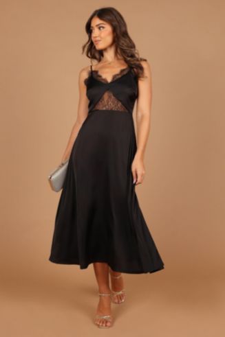 lace wedding dress 2025 Look 5 main image 0