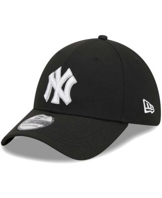 Men's Black New York Yankees Logo 39THIRTY Flex Hat