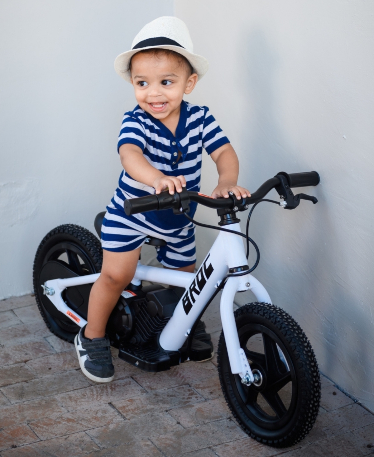 Shop Best Ride On Cars Broc Usa E-bikes D12 Powered Ride-on In White