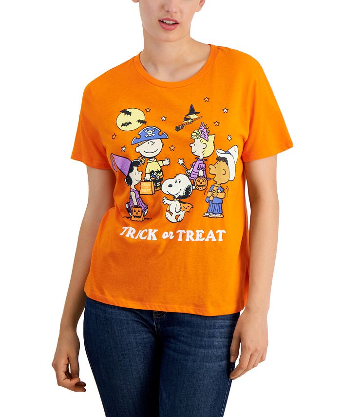 Love Tribe Juniors\' Peanuts Halloween Macy\'s Treat - Graphic T-Shirt Trick Or