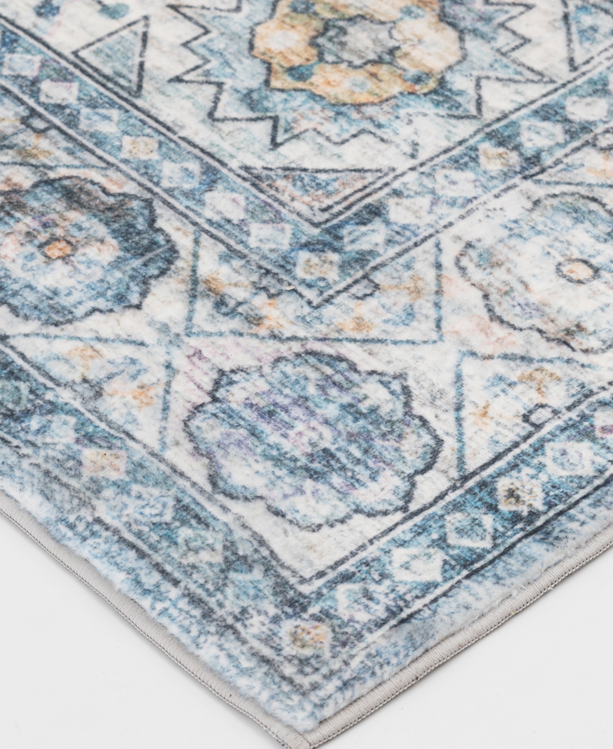 Mink Home Km Home Belmont Daken 5' X 7' Area Rug In Blue
