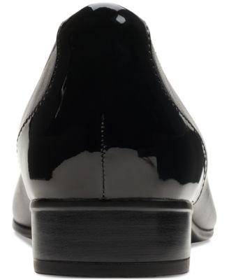 Women's Juliet Step Slip-On Cap-Toe Flats