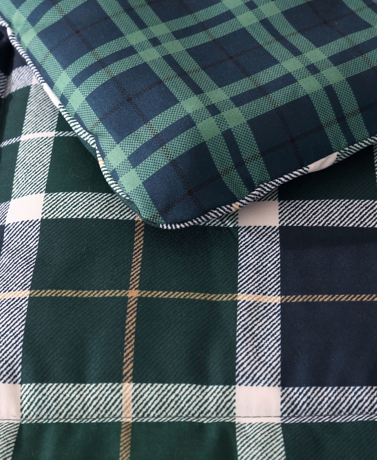 Nautica North Sail Plaid Brushed Microfiber 2 Piece Comforter Set,