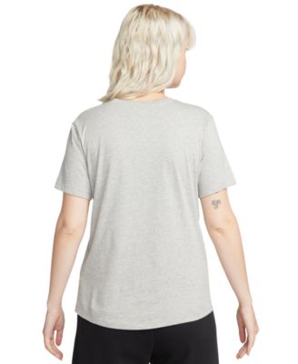 Sportswear Women's Essentials Logo T-Shirt