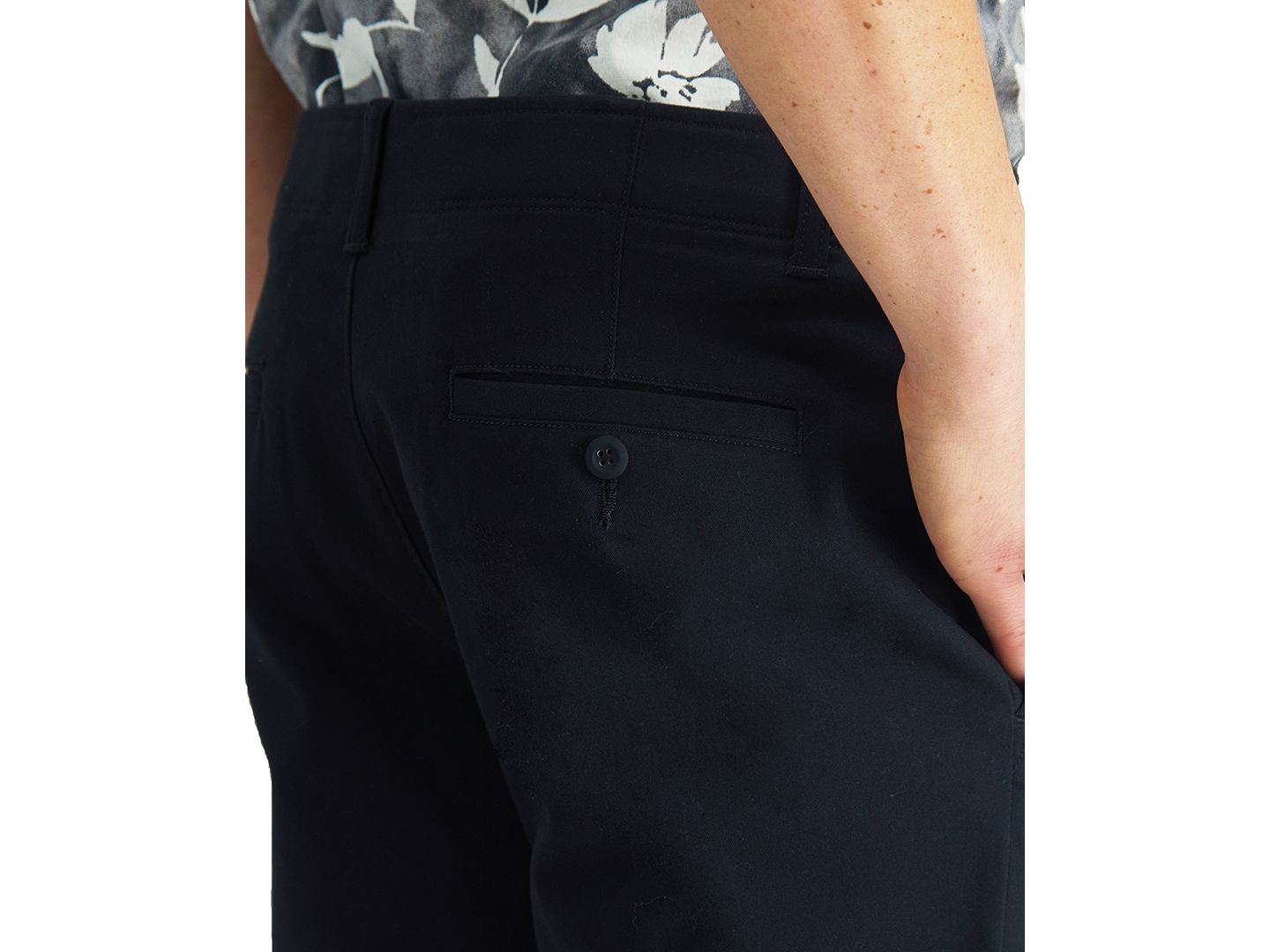 Мужские брюки Haggar Slim-Fit Life Khaki™ Comfort, цвет: Чёрный — фото 5