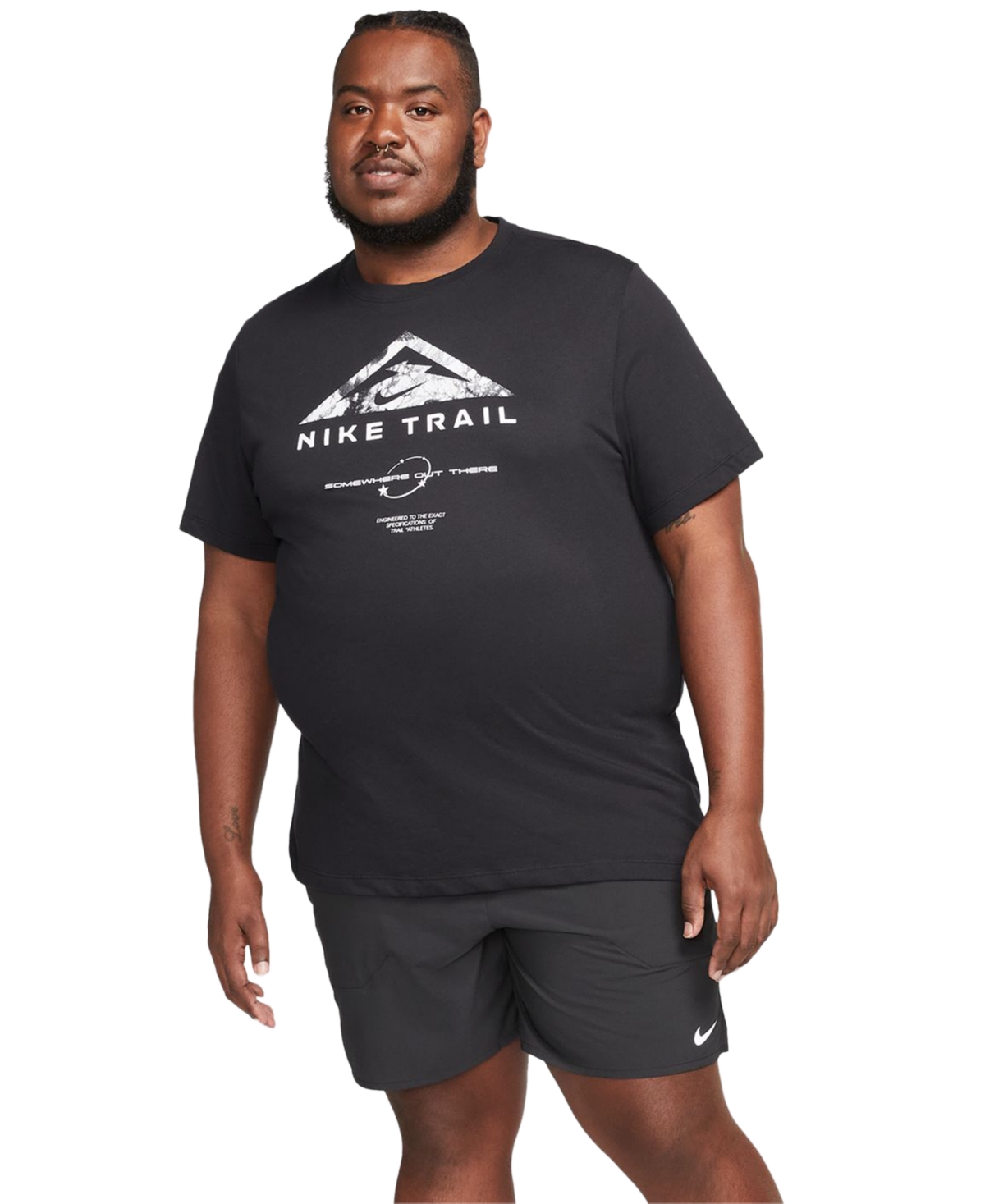 Nike Men's Sportswear Relaxed Fit Short Sleeve Trail Graphic T-Shirt