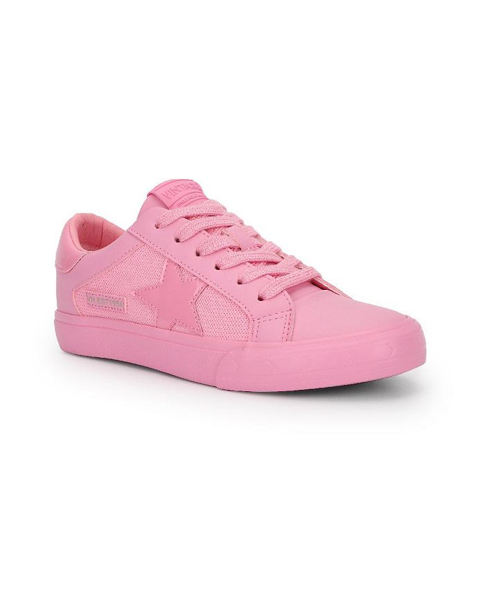 Macy's clearance pink shoes