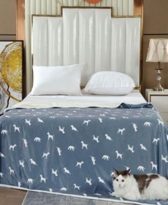 Advanced Water Resistant Pets Print Comfort Throw, 50" x 80"