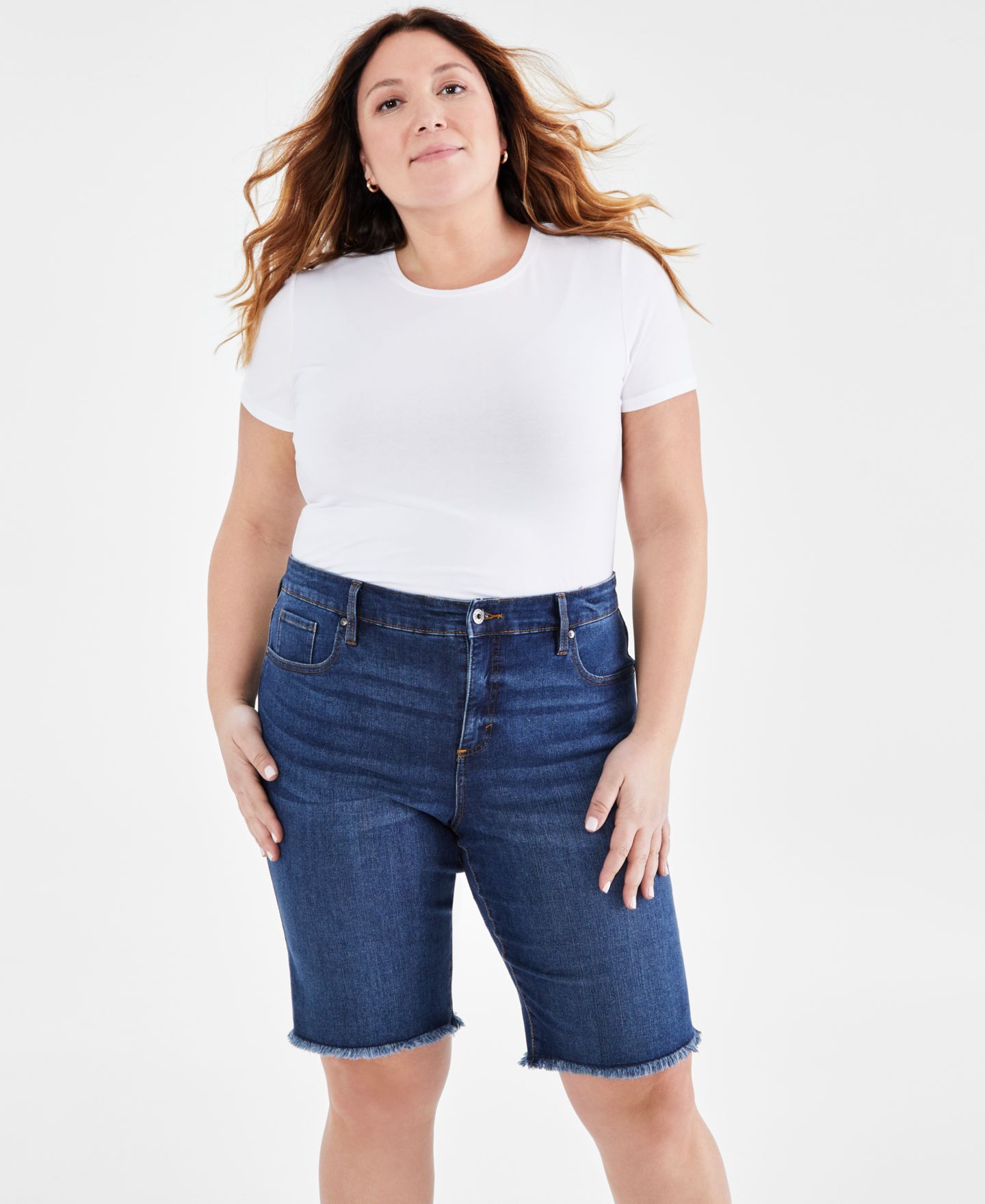 Женские шорты Style & Co Plus Size Mid-Rise Raw-Edge Bermuda Jean, цвет: Синий — фото 1