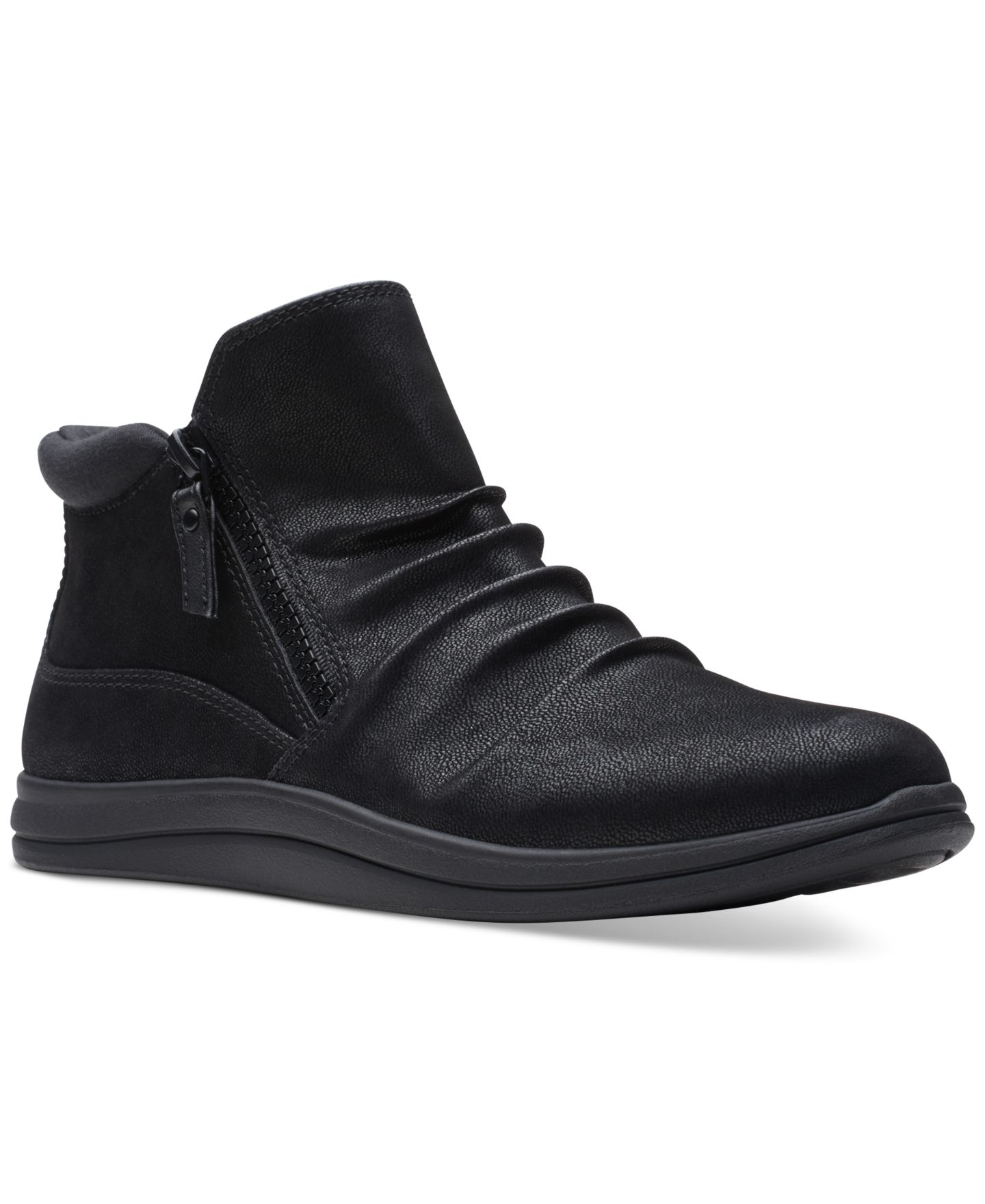 Женские ботинки Clarks Breeze Range Ruched Ankle Booties, цвет: Чёрный — фото 1