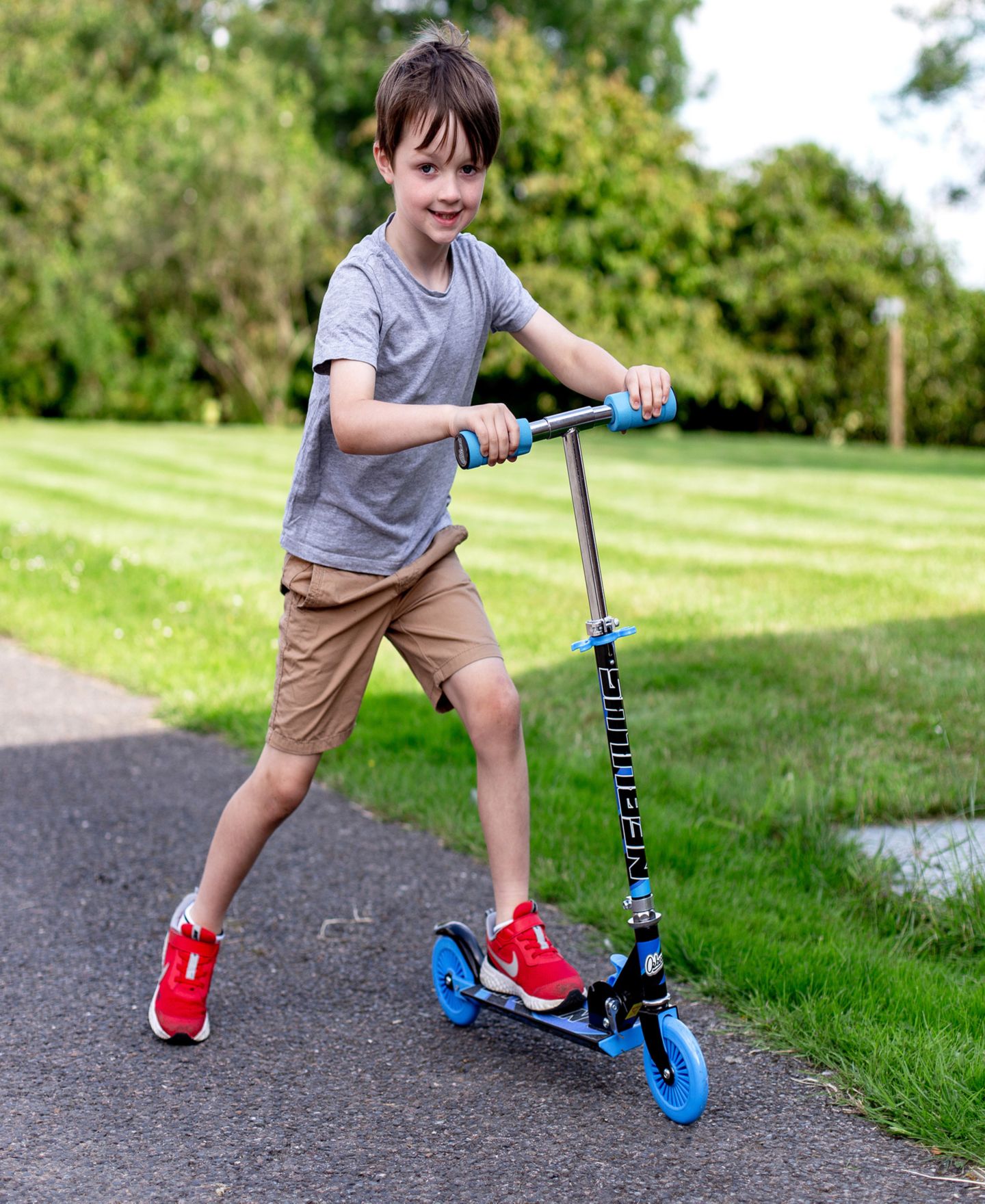 Детская игрушка Ozbozz Blue Black Adjustable Scooter — фото 6