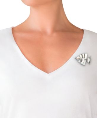 Булавка-рыбка из чистого серебра с перламутром и марказитом (1/2 карата по весу)