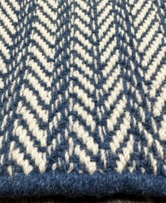 River RVR-01 6' x 9' Area Rug