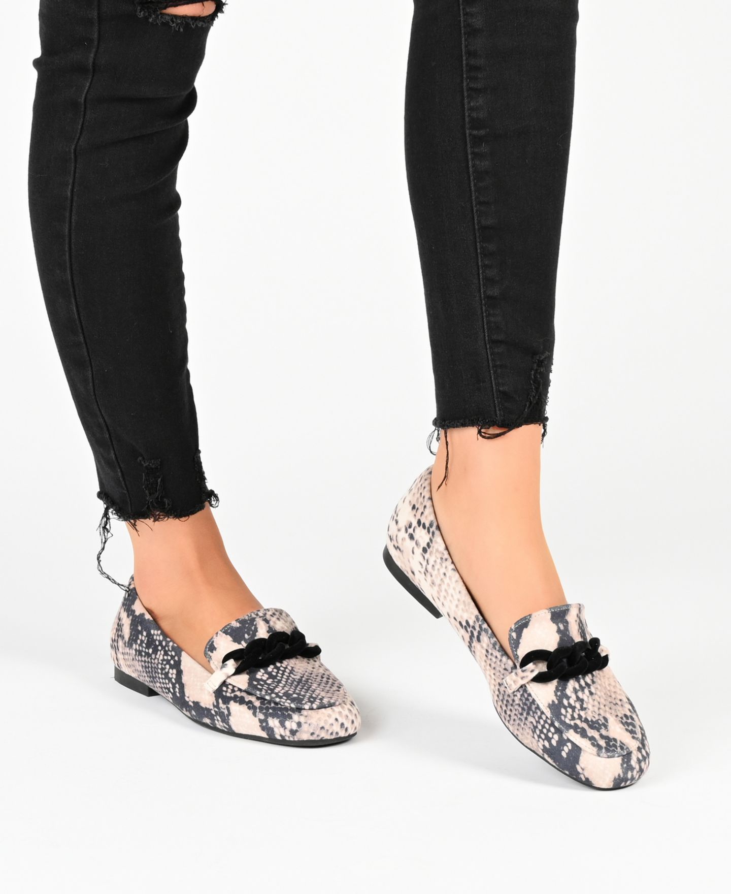 Женские туфли Journee Collection Cordell Chain Detail, цвет: Змеиный — фото 6
