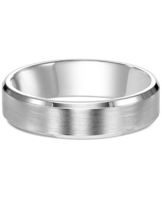 Men's Comfort Fit Brushed Finish Bevel Edge Wedding Band in Platinum