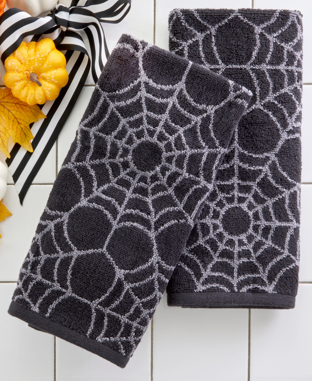 Skl Home Spider Web Cotton 2 Piece Hand Towel Set In Black