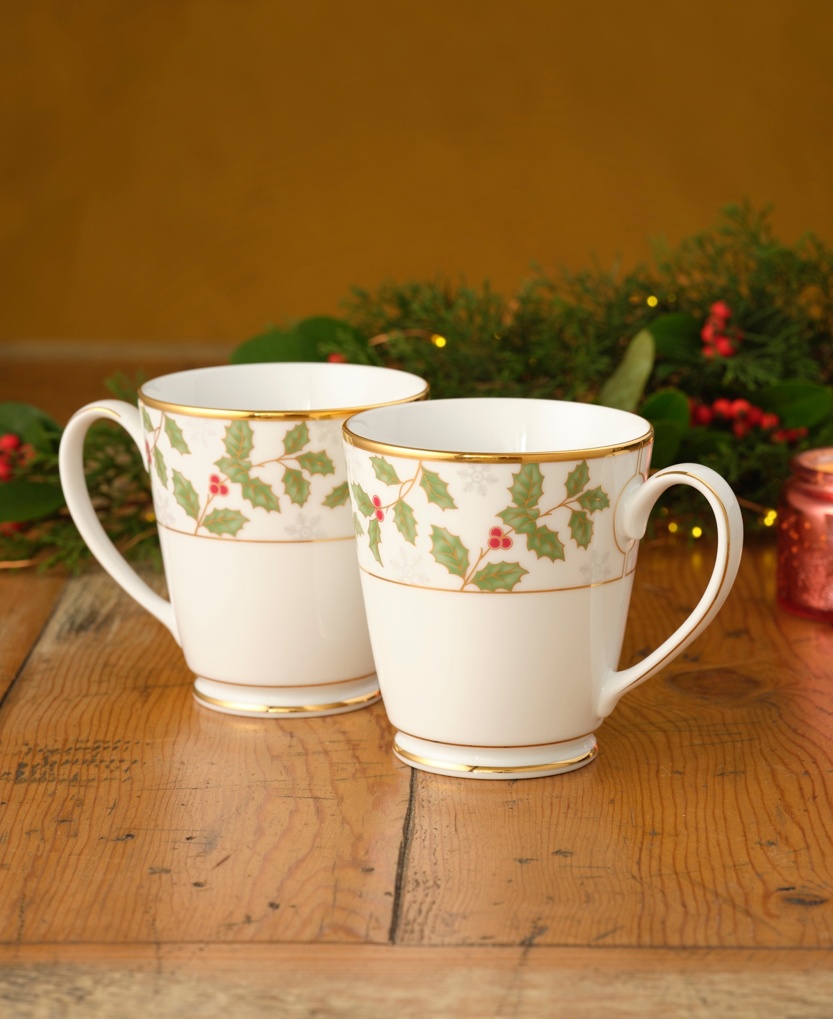 Noritake Holly Berry 12 oz Mug, Set Of 4 In Multi