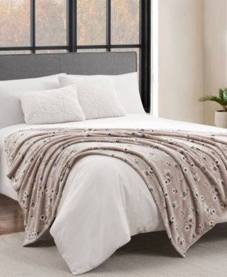 Daisy Floral Cozy Plush Throw, 50" x 70"