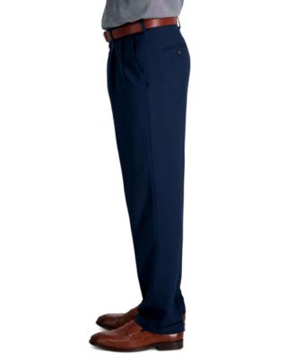 Men's Premium Comfort Stretch Classic-Fit Solid Pleated Dress Pants