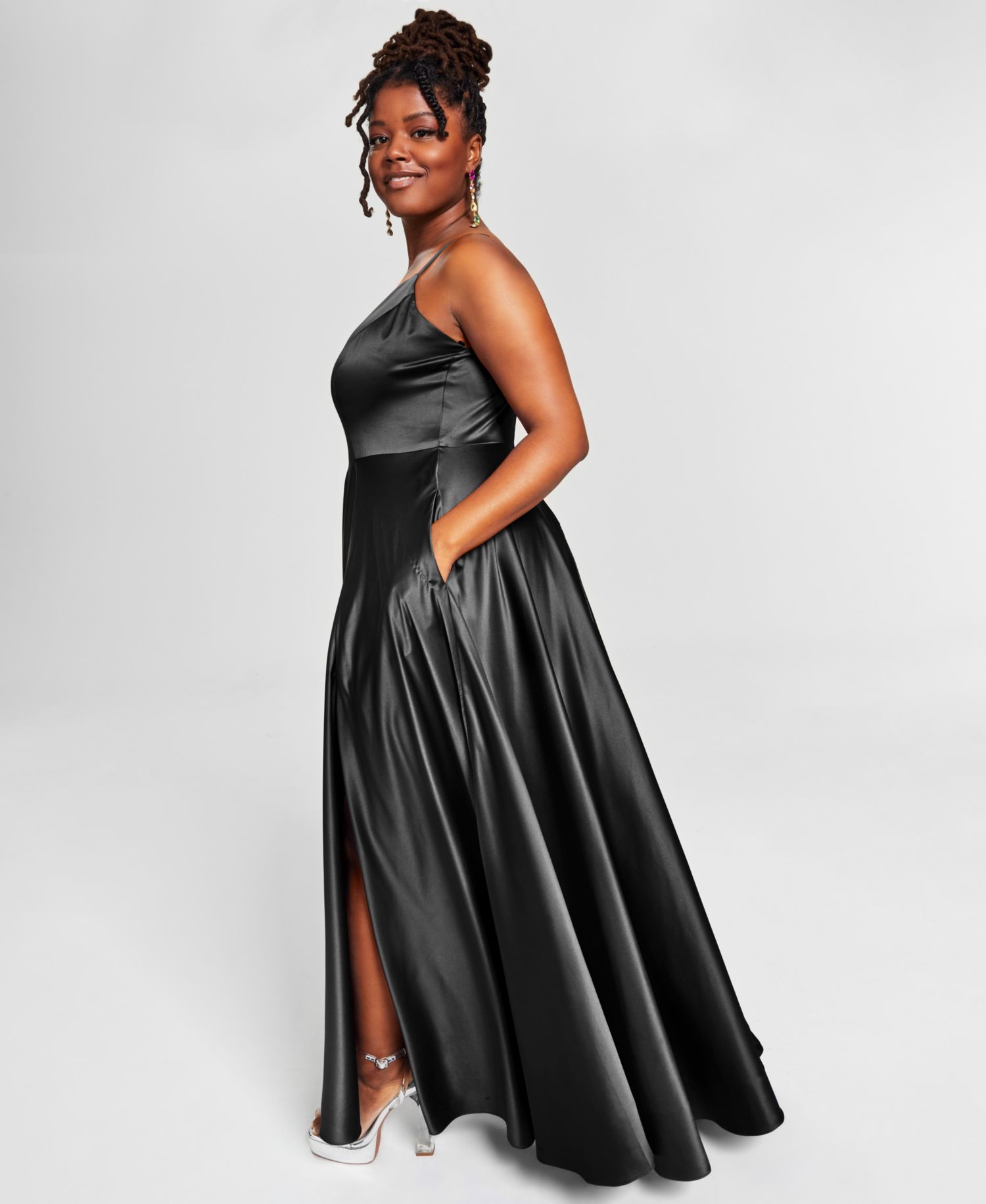 Trendy Plus Size Satin Sleeveless Front-Slit Gown
