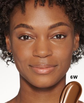 Futurist Soft Touch Brightening Skincealer Concealer with Vitamin C