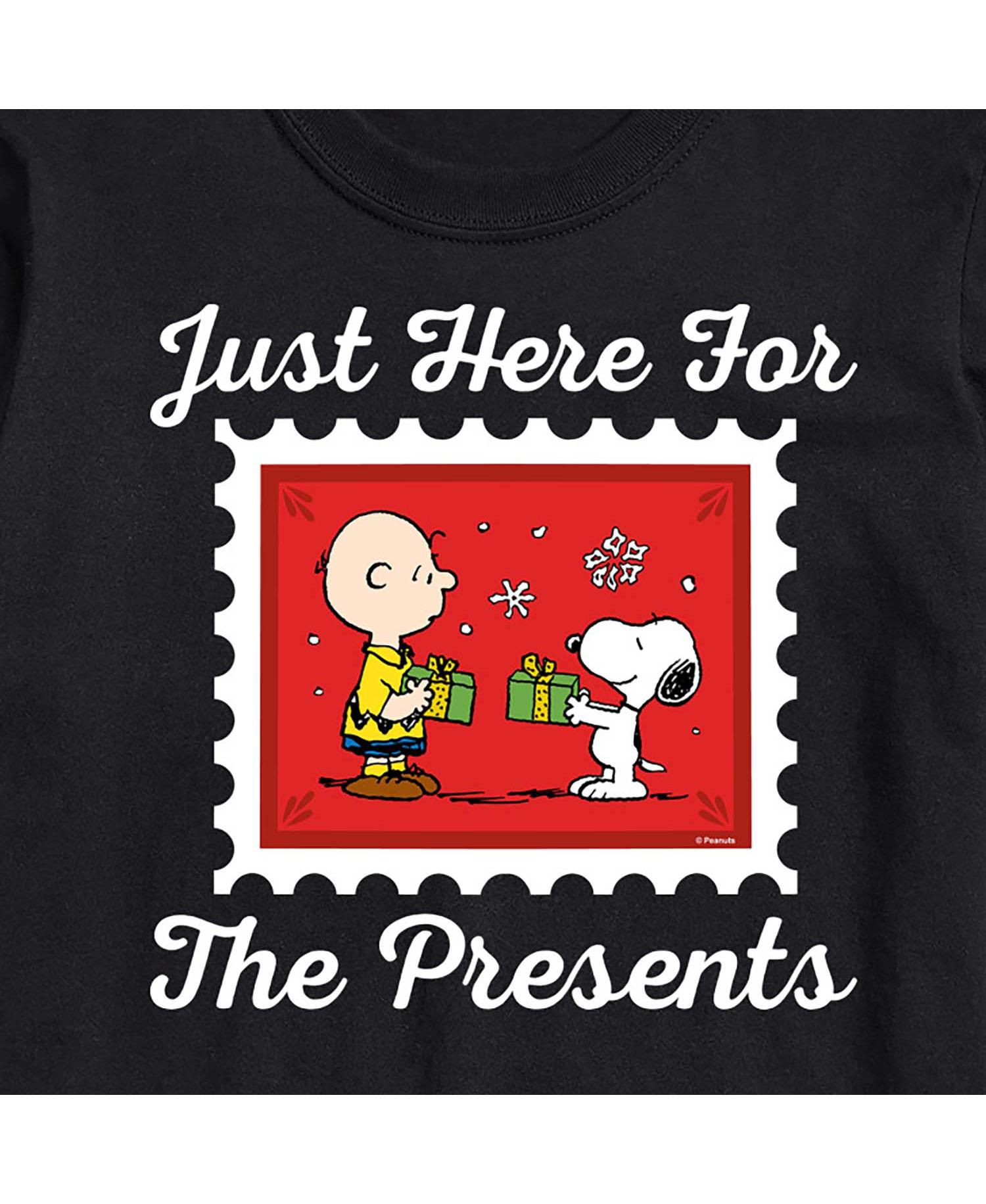 Men's Peanuts Holidays Short Sleeve T-shirt