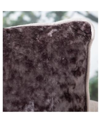 Darian 20" x 20"  Pillow