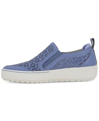 Women's July Wide Slip- On Zip Sneakers