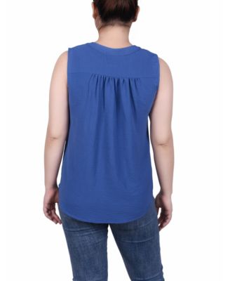 Petite Sleeveless Air Flow Blouse