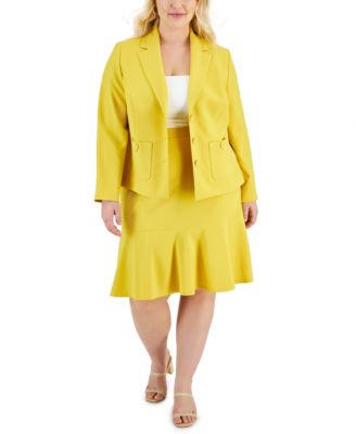 Le Suit - Plus Size Crepe Three-Button Flounce-Skirt Suit
