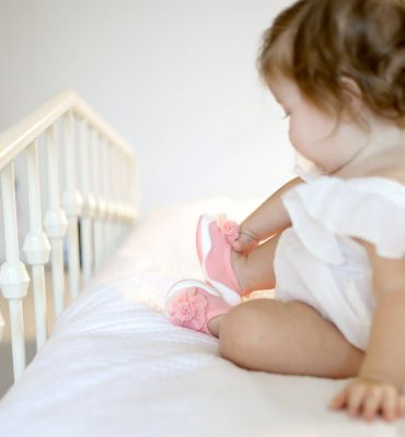 Infant Girl Breathable Washable Non-Slip Sock Shoes Flat - Pompom Flower Pink