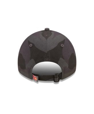 New Era Men's Camo Tampa Bay Buccaneers Core Classic 2.0 9TWENTY Adjustable Hat