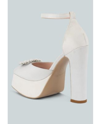 Womens Maeissa Pearls Brooch Detail Platform Block Heel Sandals