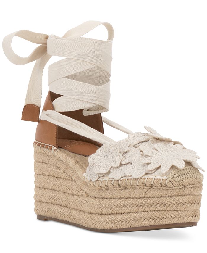 Vince camuto white wedges top